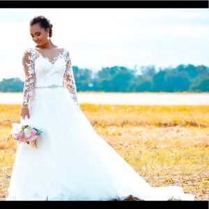DaVinci Wedding Ball Gown Size 10